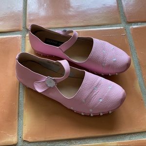 Berne Mev Pink White Leather Women’s Flats Size 41